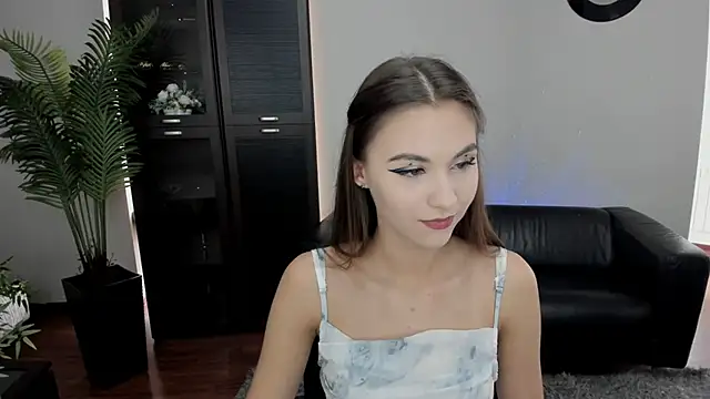 EllaCurtis online show from October 7, 11:44 am