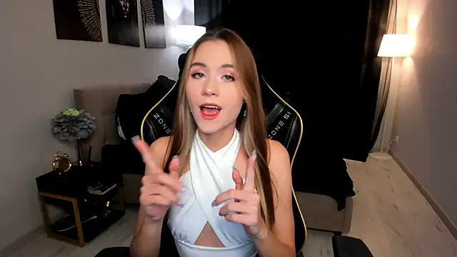 EllaCurtis online show from March 6, 6:14 pm