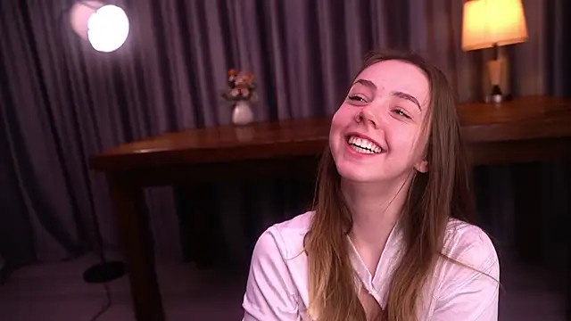 Snapshot of AftonChappel chatting on November 18, 12:48 am AftonChappel online show from November 18, 12:48 am