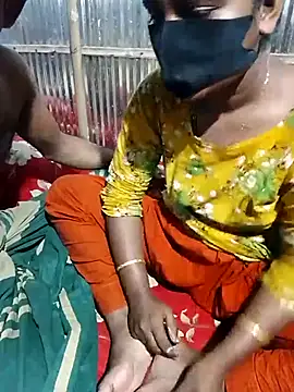 Snapshot of MONiSHA-moni-21 chatting on November 8, 7:39 pm MONiSHA-moni-21 online show from November 8, 7:39 pm