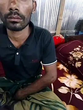 Snapshot of MONiSHA-moni-21 chatting on November 28, 4:01 am MONiSHA-moni-21 online show from November 28, 4:01 am