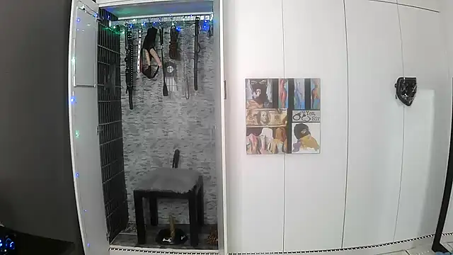 BaDSubMiss online show from April 21, 5:25 am