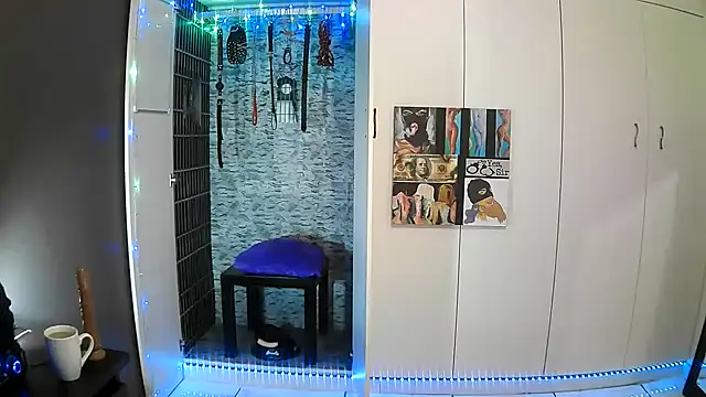 BaDSubMiss online show from October 29, 4:22 am