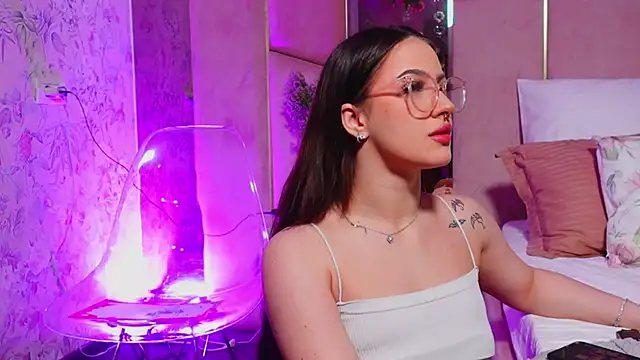 LucyLextonX online show from March 24, 3:06 am