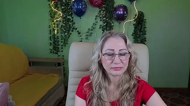 Snapshot of Habibi_Honeyy chatting on September 9, 4:55 am Habibi Honeyy online show from September 9, 4:55 am