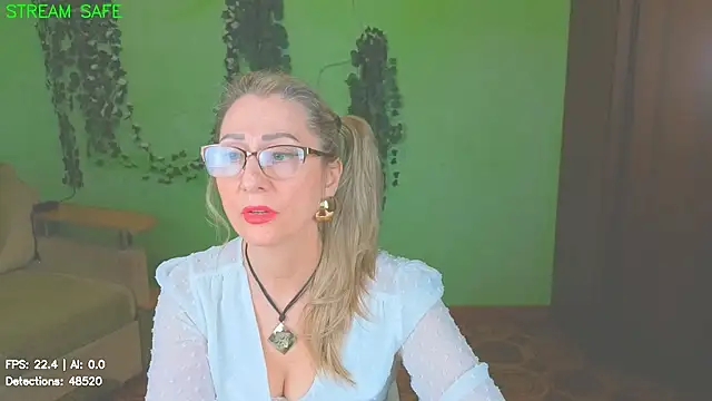 Snapshot of Habibi_Honeyy chatting on June 25, 1:38 pm Habibi Honeyy online show from June 25, 1:38 pm