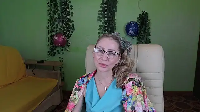 Snapshot of Habibi_Honeyy chatting on September 26, 5:03 am Habibi Honeyy online show from September 26, 5:03 am