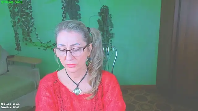 Snapshot of Habibi_Honeyy chatting on June 28, 1:28 pm Habibi Honeyy online show from June 28, 1:28 pm