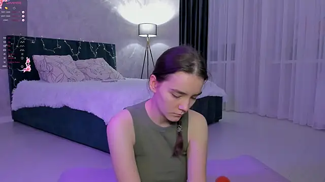 Snapshot of sweete_chantal chatting on September 29, 5:07 pm sweete chantal online show from September 29, 5:07 pm