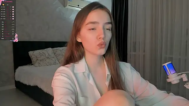 Snapshot of sweete_chantal chatting on September 12, 5:13 pm sweete chantal online show from September 12, 5:13 pm