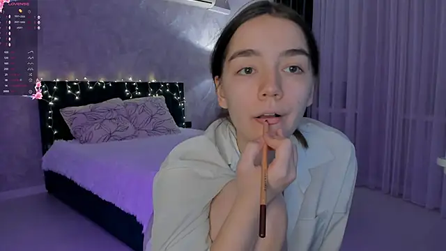 Snapshot of sweete_chantal chatting on September 22, 5:08 pm sweete chantal online show from September 22, 5:08 pm