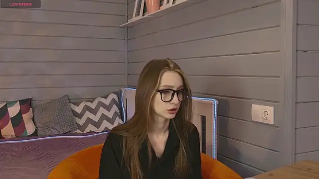 Snapshot of Vikki_wyye chatting on October 15, 6:22 am Vikki wyye online show from October 15, 6:22 am