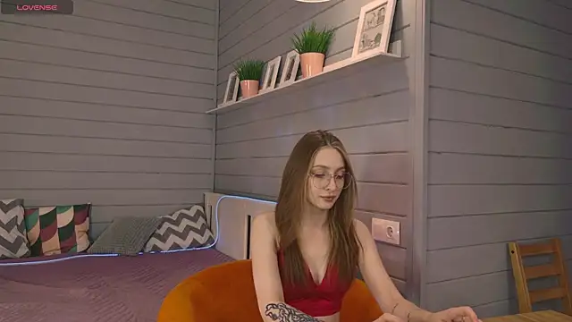 Snapshot of Vikki_wyye chatting on October 10, 5:41 am Vikki wyye online show from October 10, 5:41 am