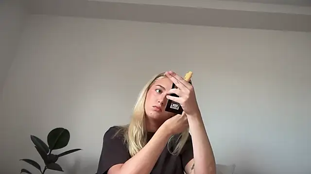 Kitty Swetty online show from July 23, 5:42 pm