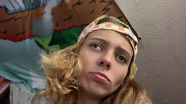 HodgeVibes online show from April 22, 3:46 am