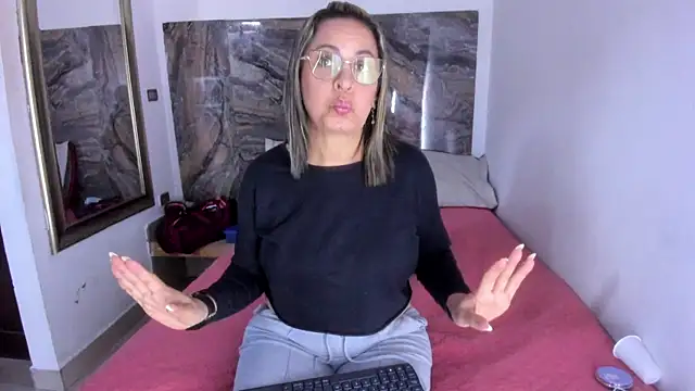 Agatha Pleasure online show from May 20, 11:51 am