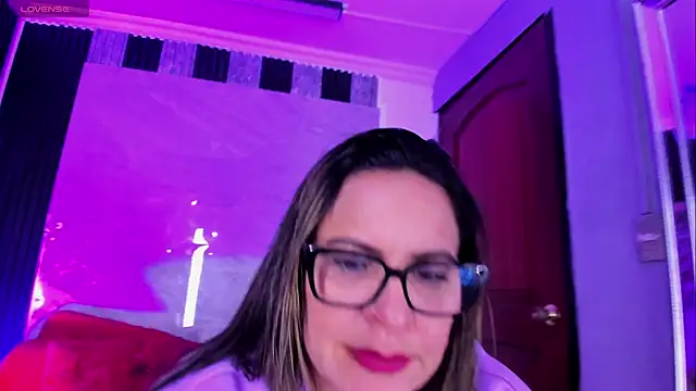 Agatha Pleasure online show from February 7, 11:51 am