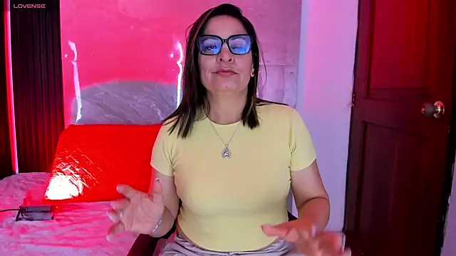 Agatha Pleasure online show from February 12, 11:54 am