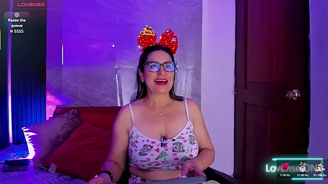 Agatha Pleasure online show from December 18, 11:58 am