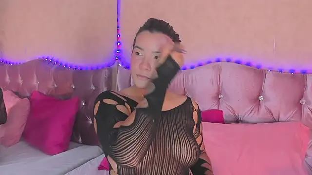 KARINAJTORRES online show from March 19, 11:16 pm