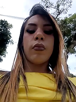 Snapshot of Daliana_Gounbolt chatting on June 15, 2:06 pm Daliana Gounbolt online show from June 15, 2:06 pm