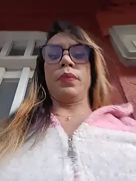 Daliana Gounbolt online show from May 23, 11:20 am