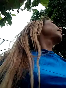 Daliana Gounbolt online show from October 2, 11:35 am