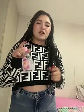 Snapshot of Celestee69 chatting on February 8, 7:33 pm Celestee69 online show from February 8, 7:33 pm