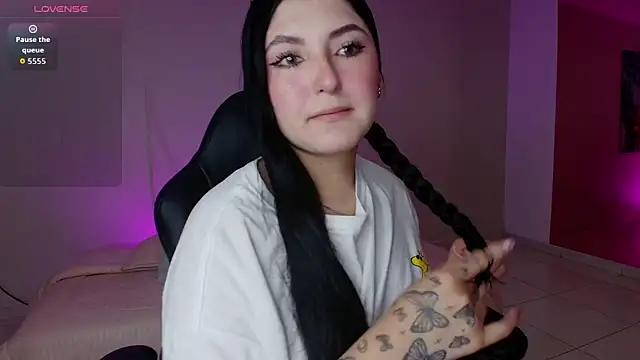 Celestee69 online show from November 15, 7:51 pm