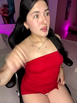 Celestee69 online show from November 22, 7:35 pm