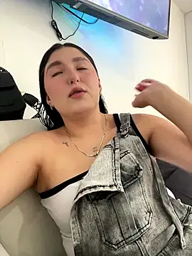 Snapshot of Celestee69 chatting on January 17, 7:28 pm Celestee69 online show from January 17, 7:28 pm