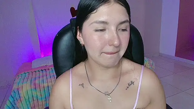 Snapshot of Celestee69 chatting on February 16, 7:56 pm Celestee69 online show from February 16, 7:56 pm