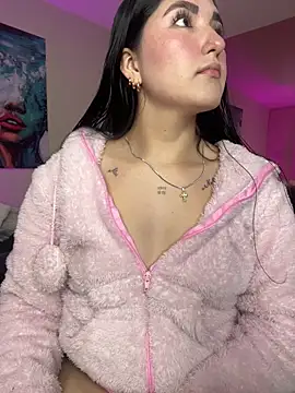 Celestee69 online show from December 2, 7:48 pm