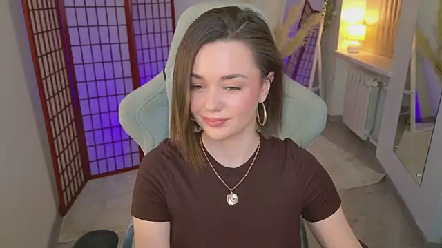 AvaFlower online show from November 30, 3:13 pm