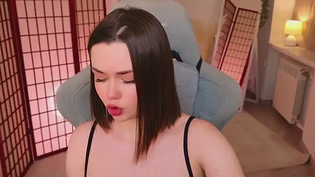 AvaFlower online show from February 7, 2:58 pm