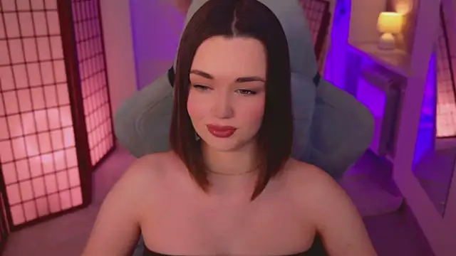 AvaFlower online show from February 21, 2:30 pm