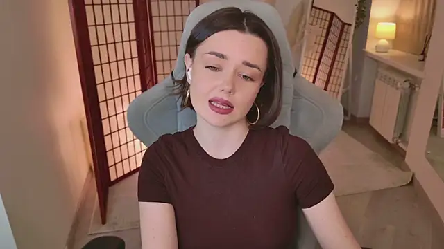 AvaFlower online show from November 18, 3:15 pm