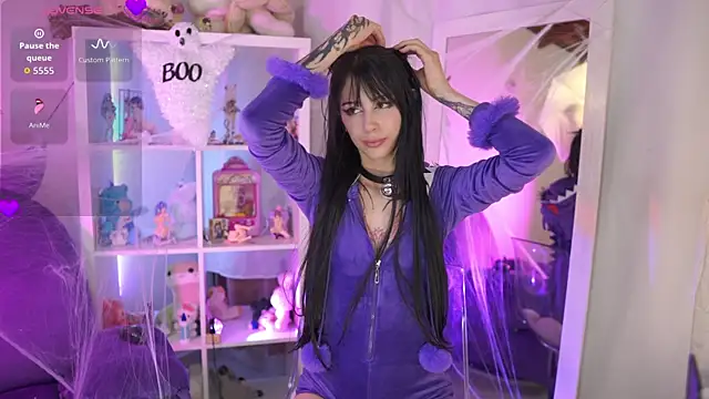 Im Garu online show from October 31, 5:15 am