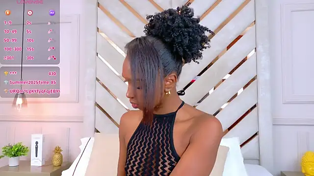 Agatha-Adams online show from September 27, 2:01 pm