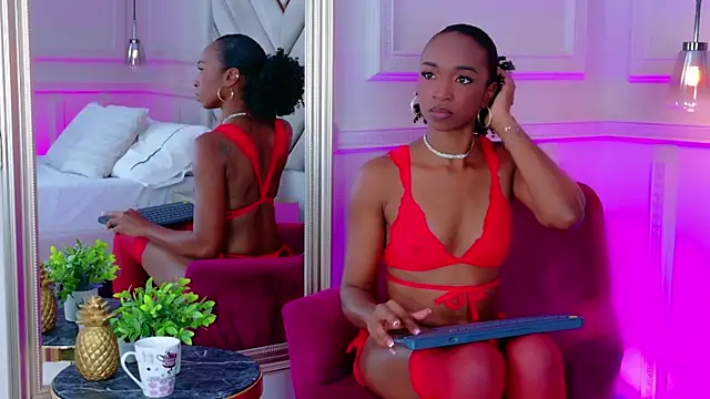 Agatha-Adams online show from December 5, 2:26 pm