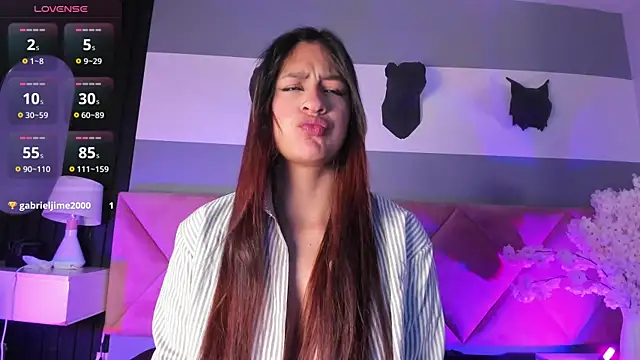 Bella Williiams online show from November 12, 12:20 pm