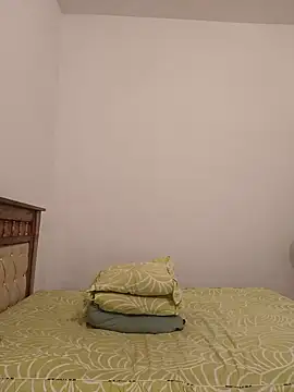 MilfTentasion online show from May 15, 11:14 pm