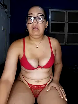 MilfTentasion online show from September 25, 2:45 pm