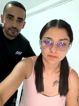 Coralinne   online show from April 14, 12:59 am