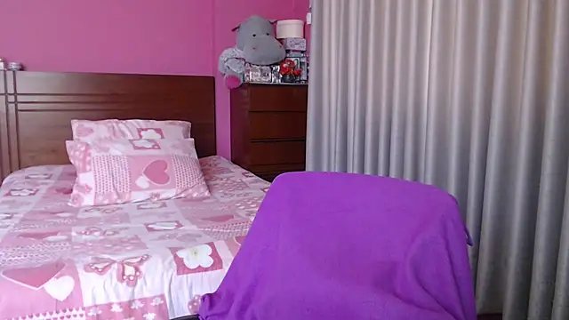 ConnieMagic online show from March 25, 5:45 pm