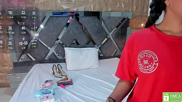 Gia Scott online show from February 13, 4:01 am