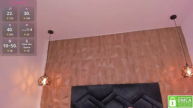 Snapshot of Gia_Scott chatting on November 29, 9:04 pm Gia Scott online show from November 29, 9:04 pm