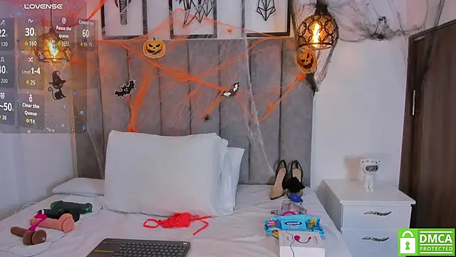 Snapshot of Gia_Scott chatting on October 26, 9:15 pm Gia Scott online show from October 26, 9:15 pm