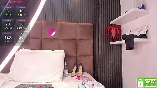 Gia Scott online show from February 19, 4:53 am