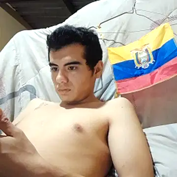 Snapshot of Ortiz3404 chatting on June 18, 3:38 am Ortiz3404 online show from June 18, 3:38 am